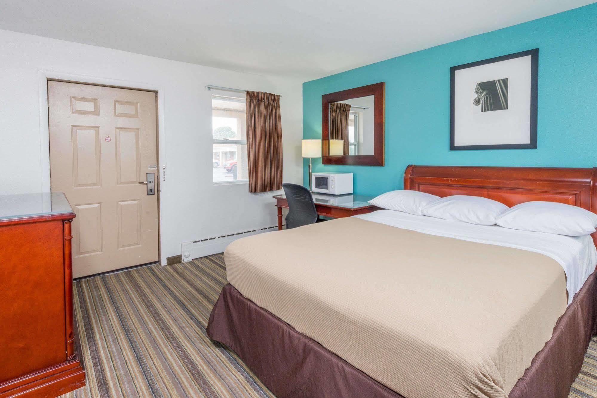 Rodeway Inn Pittsfield Ngoại thất bức ảnh